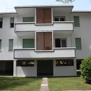  Apartment Tuia